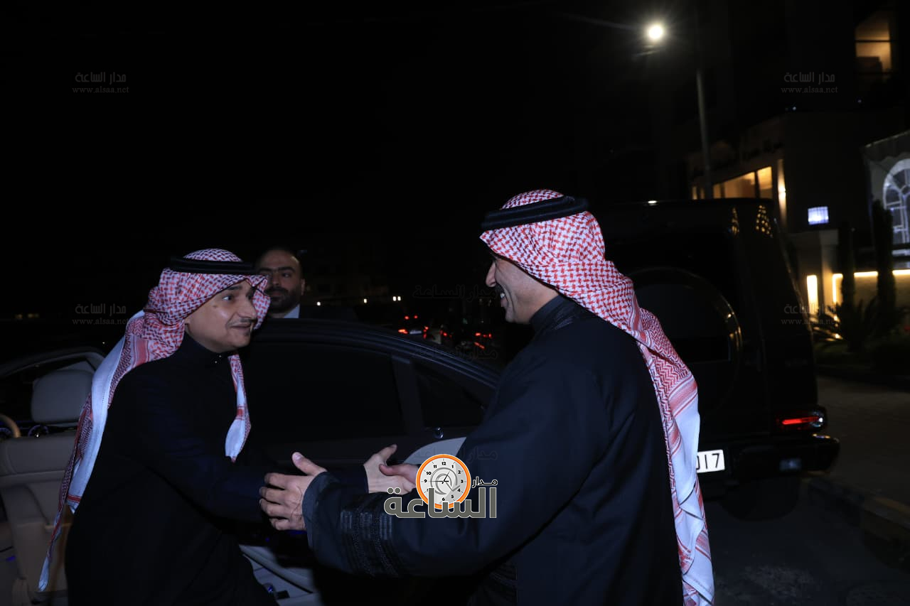 Madar Al-Saa Images 0.858838604870013