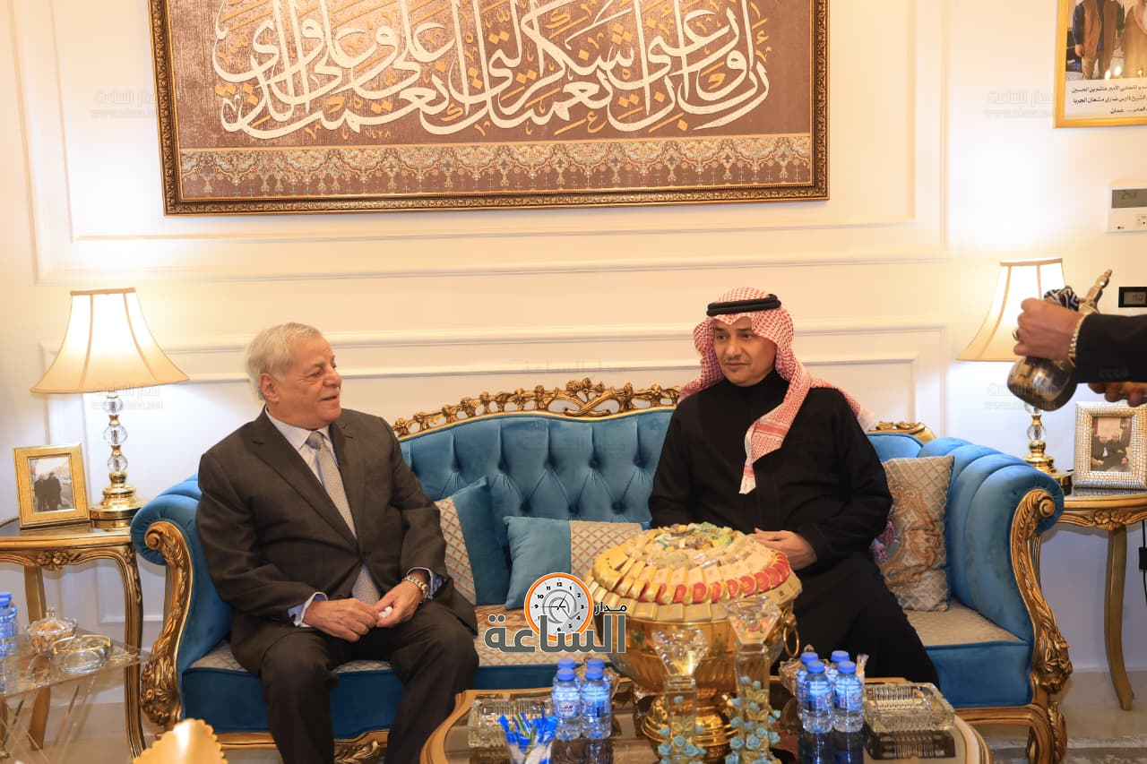 Madar Al-Saa Images 0.268549061165256