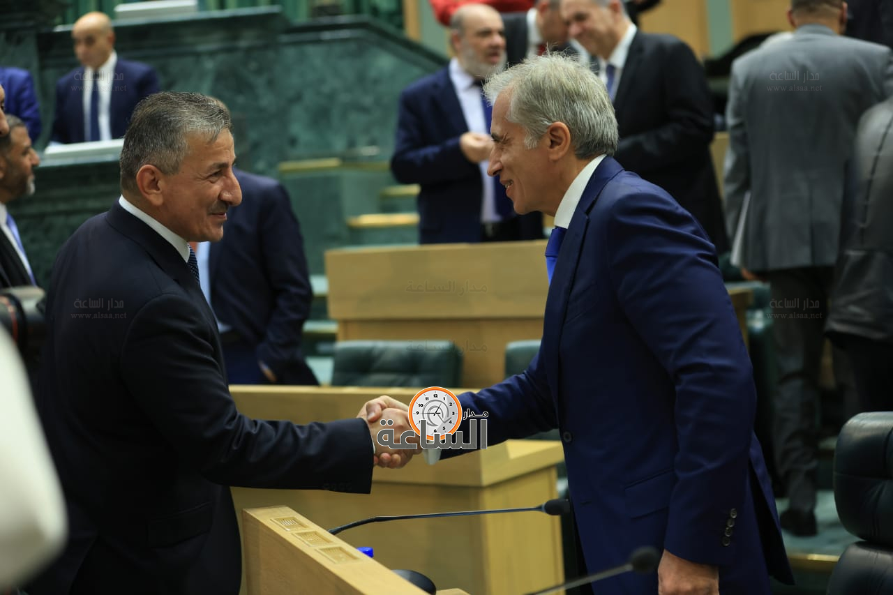 Madar Al-Saa Images 0.9897006266152898