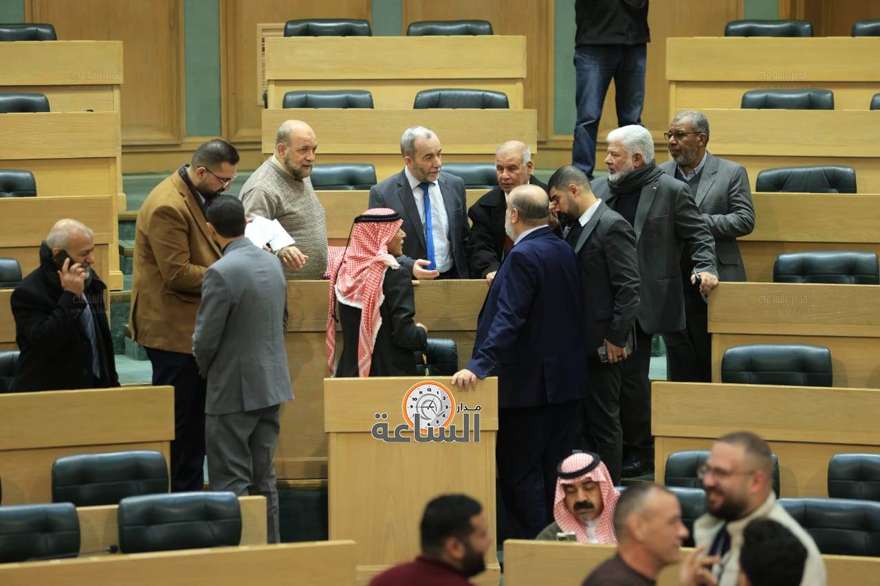 Madar Al-Saa Images 0.27583305592765406