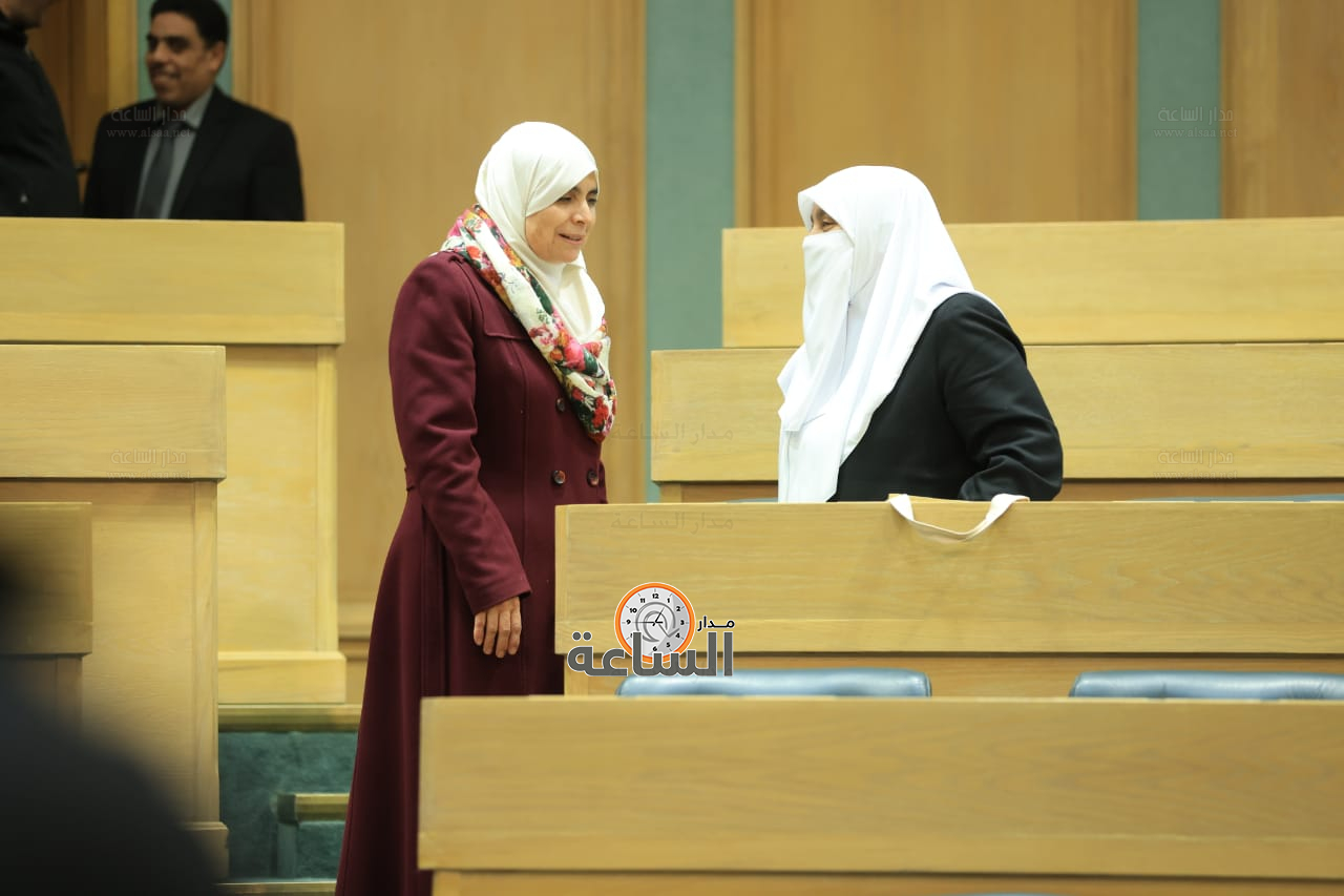 Madar Al-Saa Images 0.5410824108916258