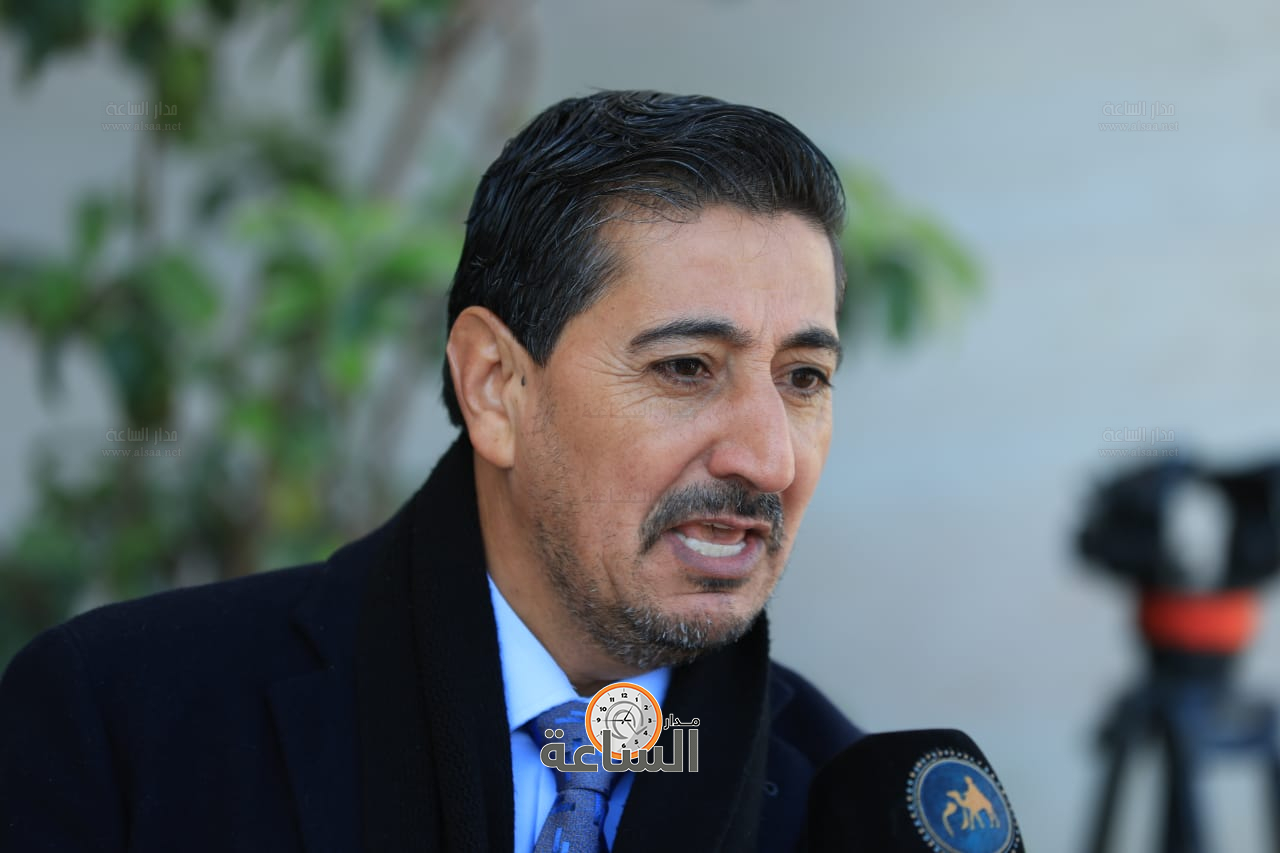 Madar Al-Saa Images 0.8785948673780141