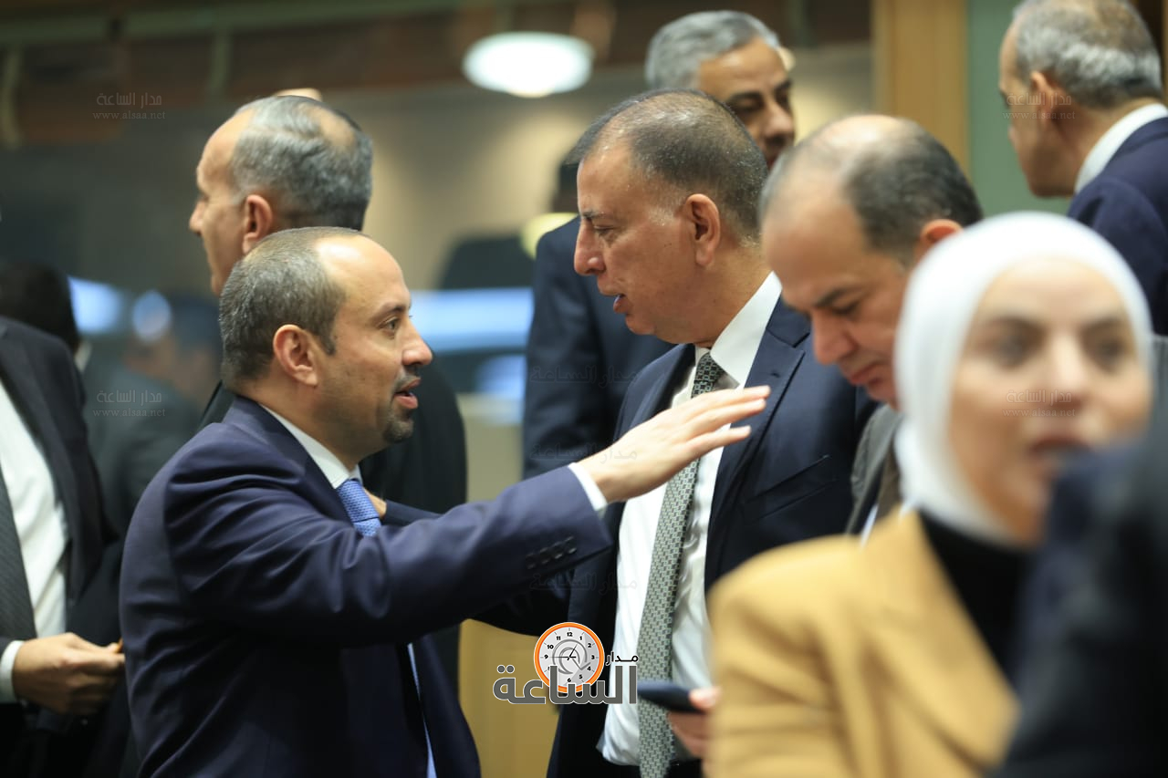 Madar Al-Saa Images 0.7347591438138934