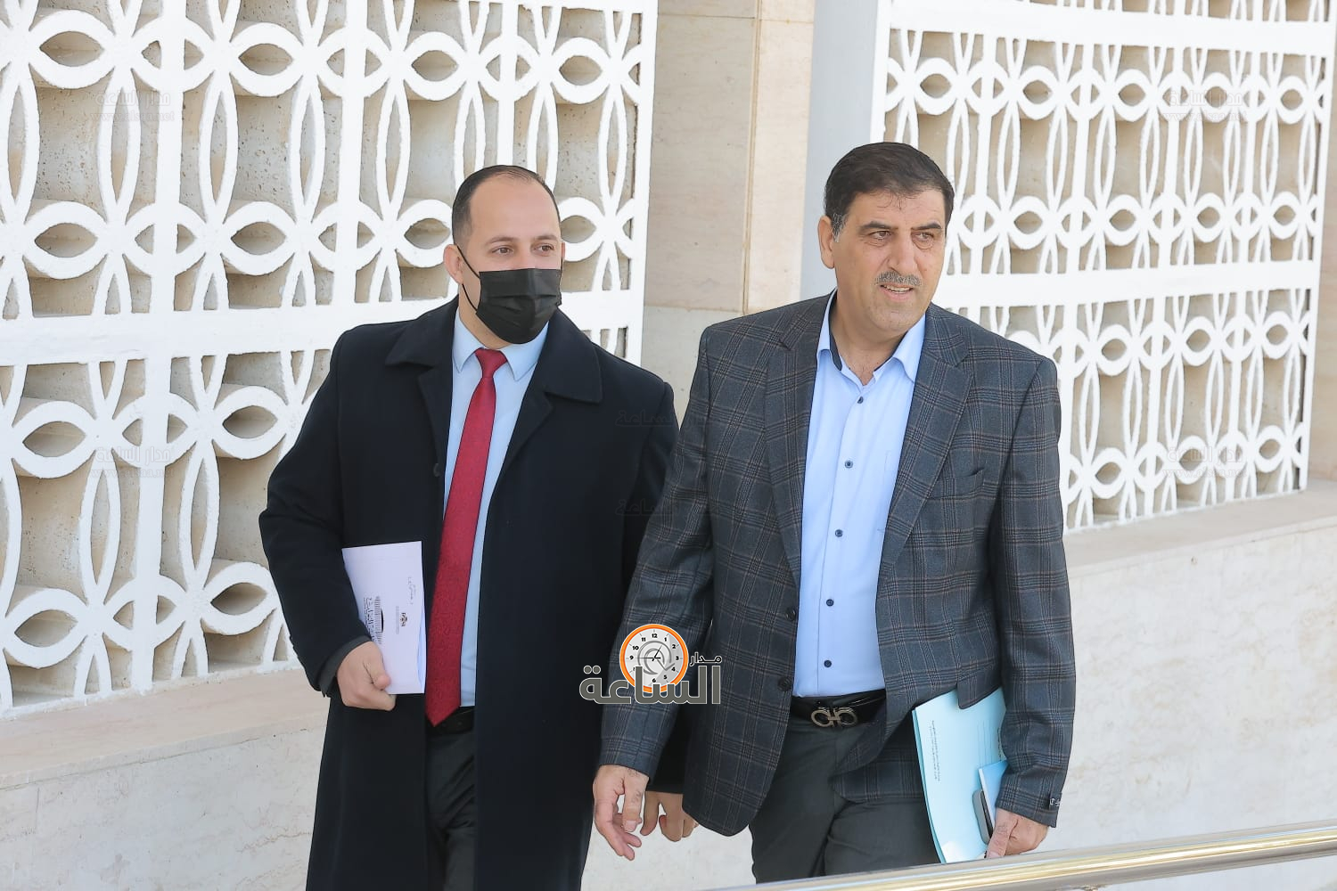 Madar Al-Saa Images 0.4532416385675997