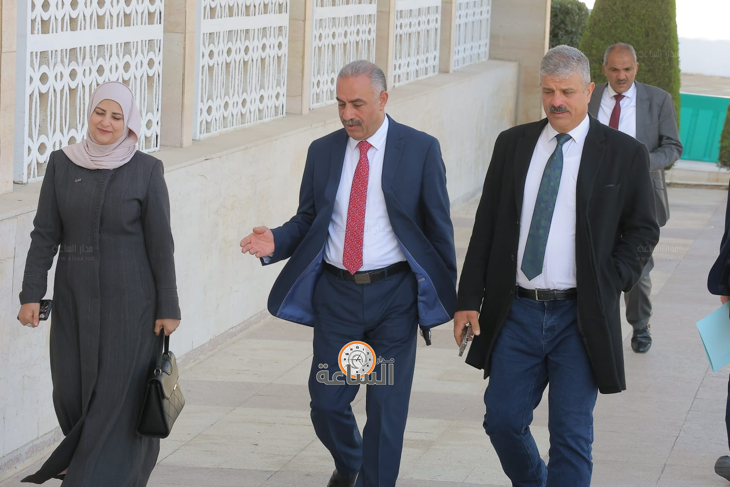 Madar Al-Saa Images 0.8529289817156692