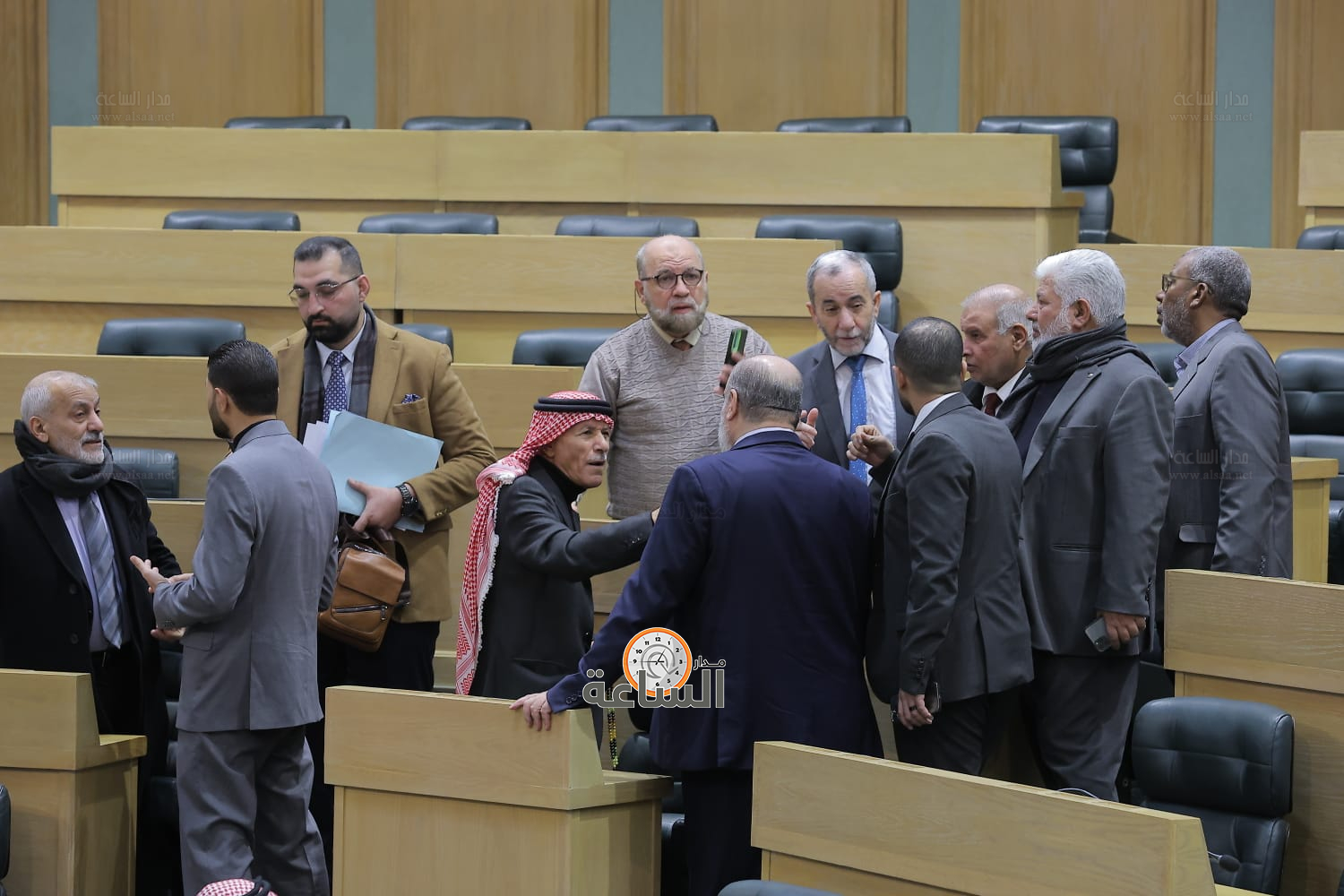 Madar Al-Saa Images 0.3713844567424064