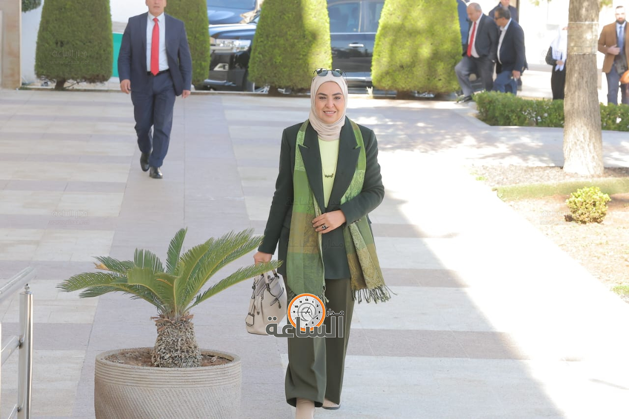 Madar Al-Saa Images 0.051612160654649464