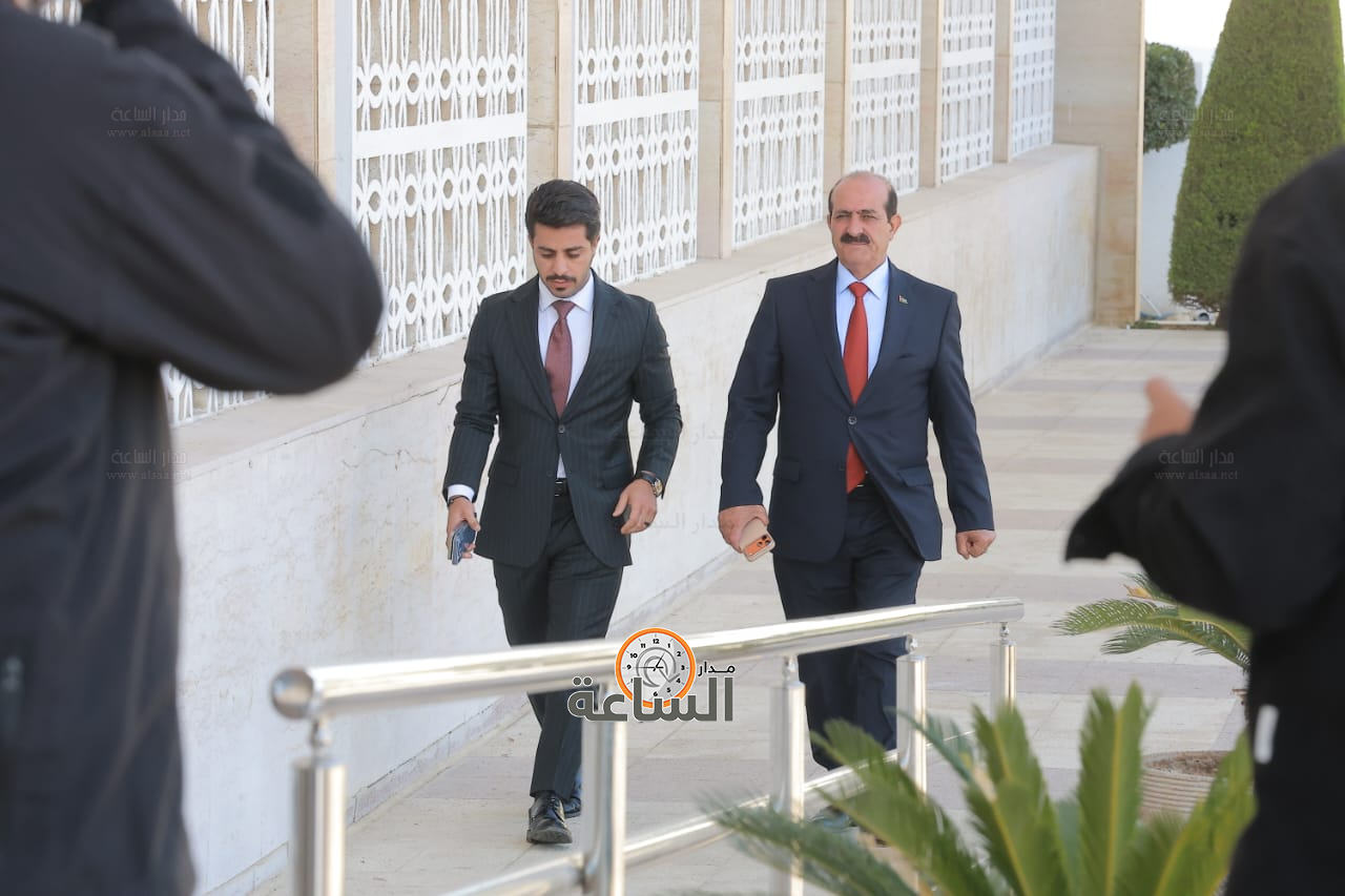 Madar Al-Saa Images 0.3871802026510919