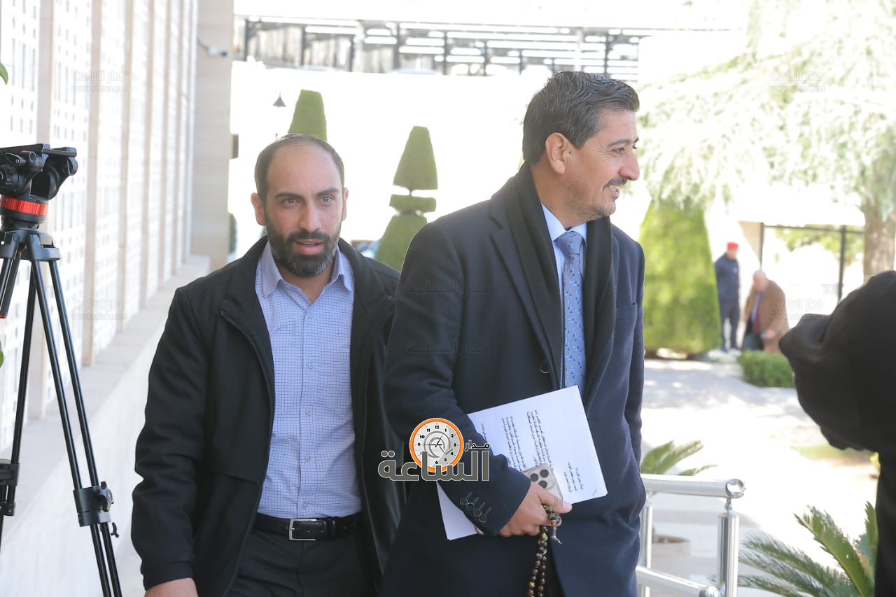 Madar Al-Saa Images 0.46579249430494074