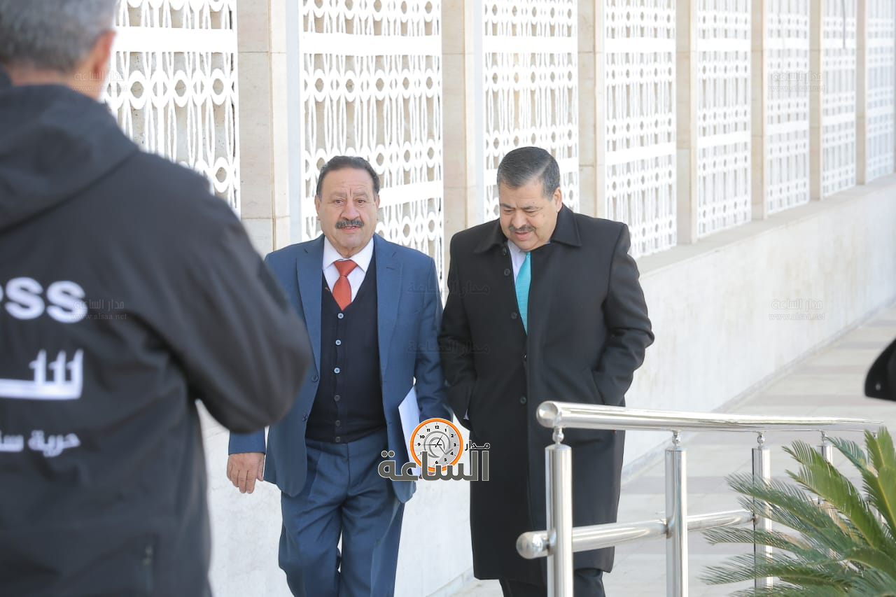 Madar Al-Saa Images 0.001263544528408378