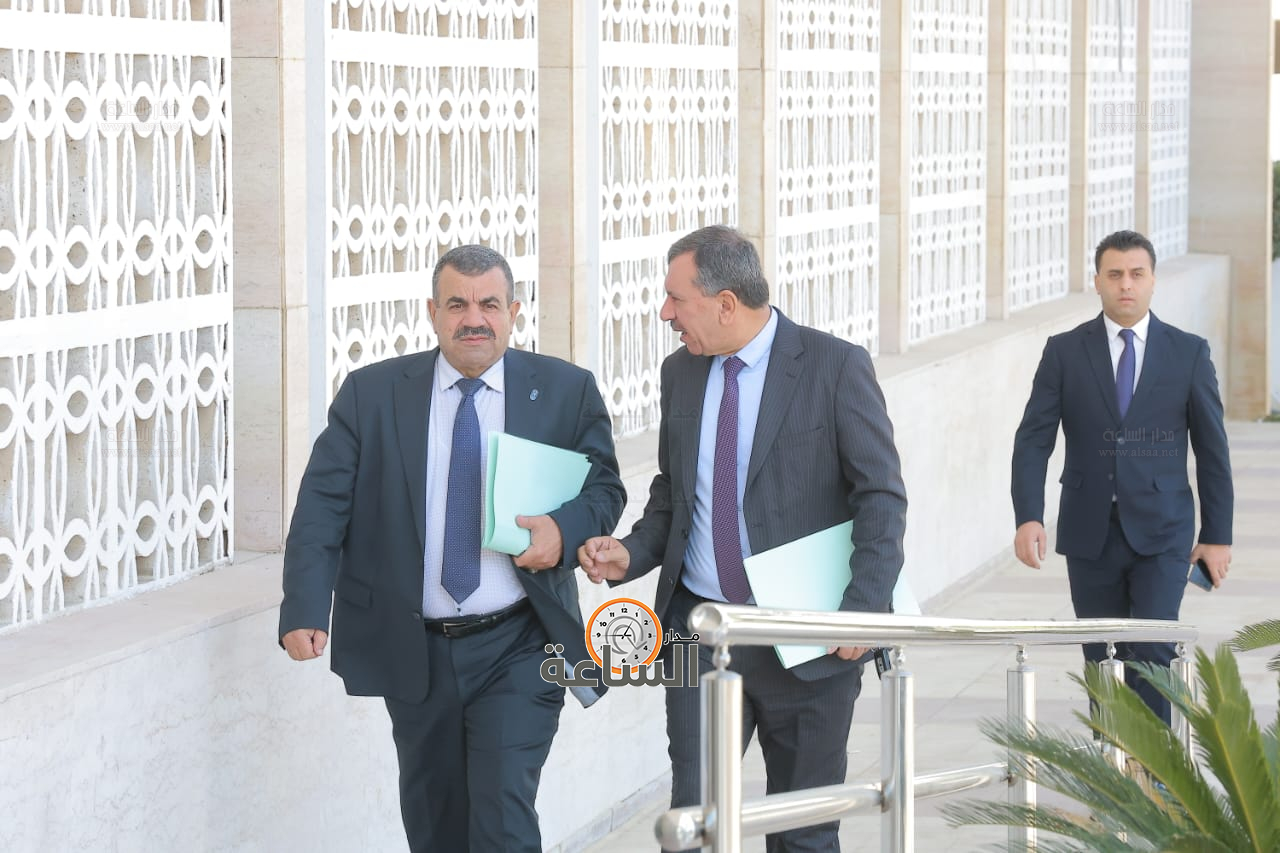 Madar Al-Saa Images 0.6841104490464343