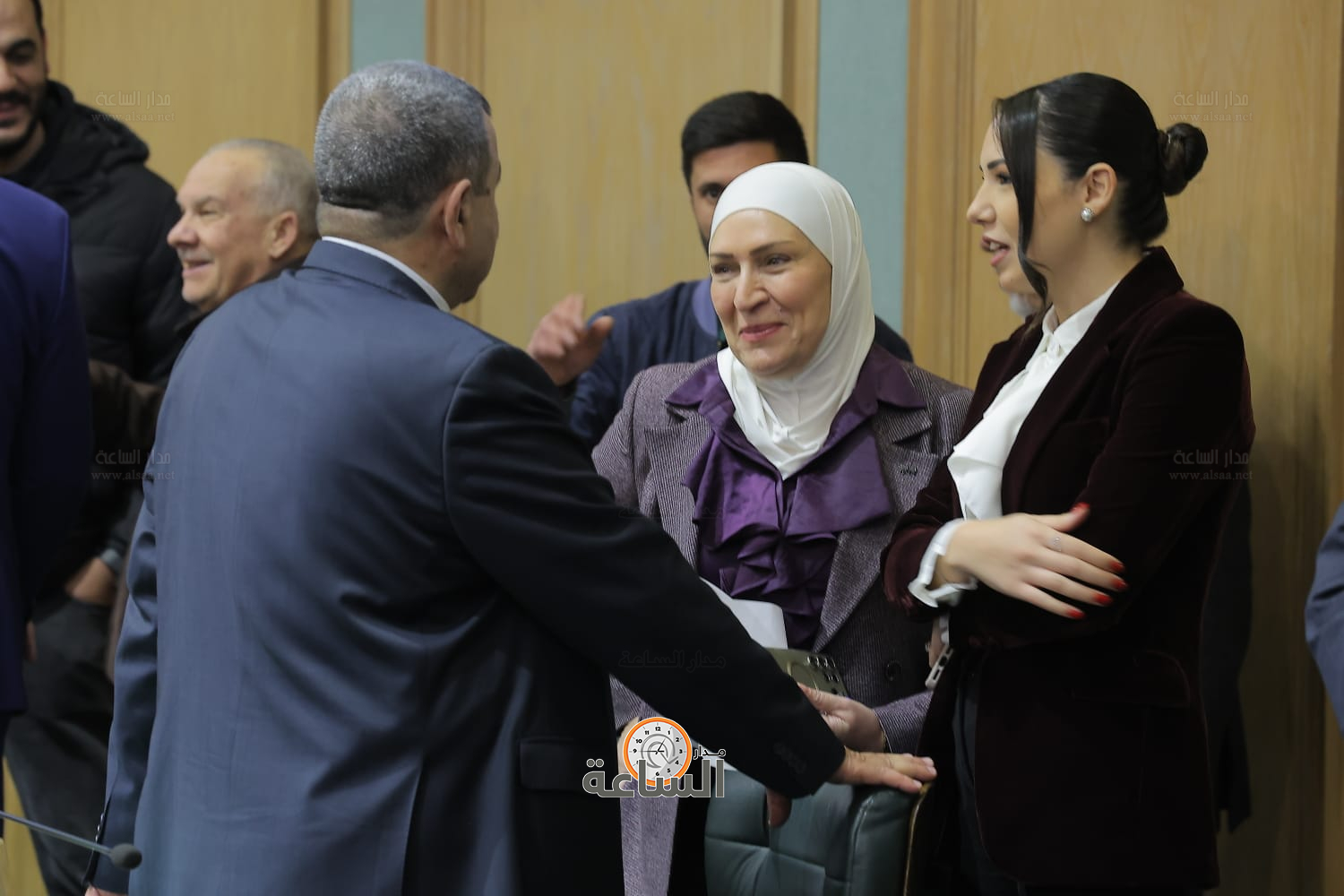 Madar Al-Saa Images 0.1630878348713134