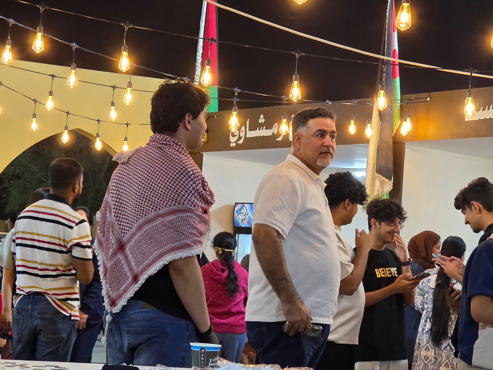 Madar Al-Saa Images 0.9767770562924594