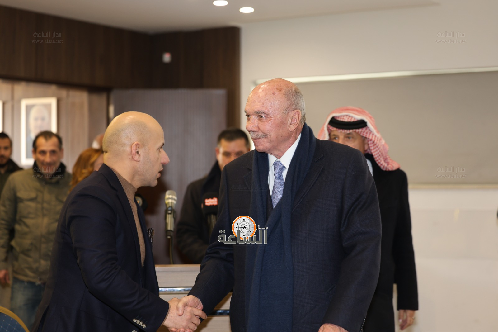 Madar Al-Saa Images 0.6618763950392629