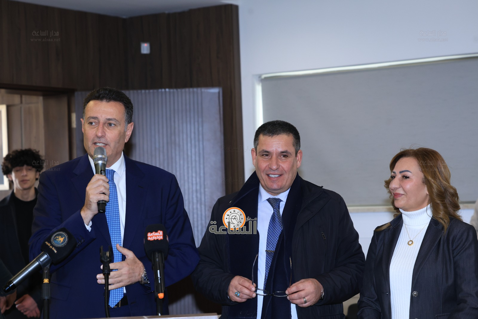 Madar Al-Saa Images 0.40873533398903117