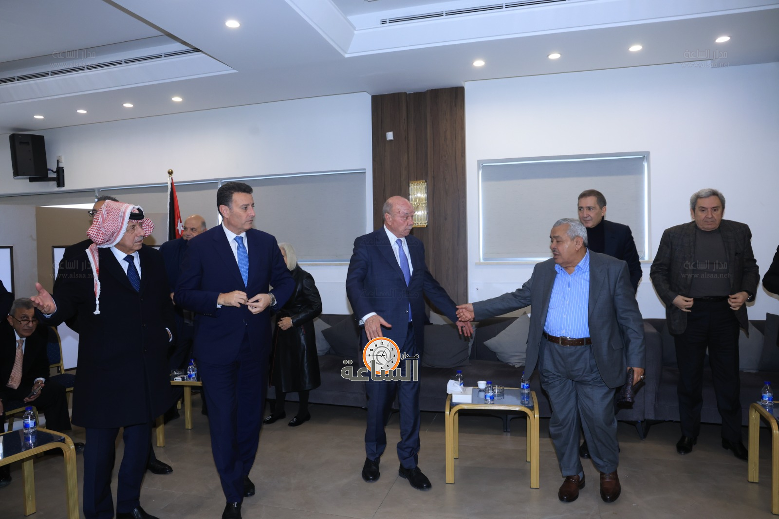 Madar Al-Saa Images 0.9709698910723124