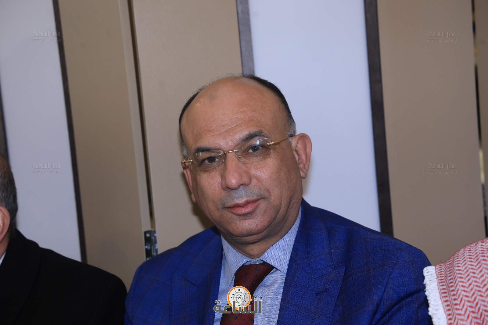 Madar Al-Saa Images 0.039308721221899545