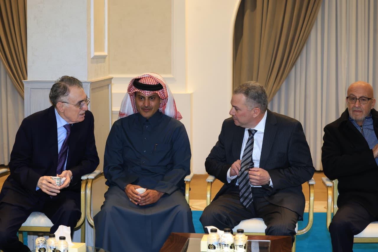 Madar Al-Saa Images 0.3330766460273592