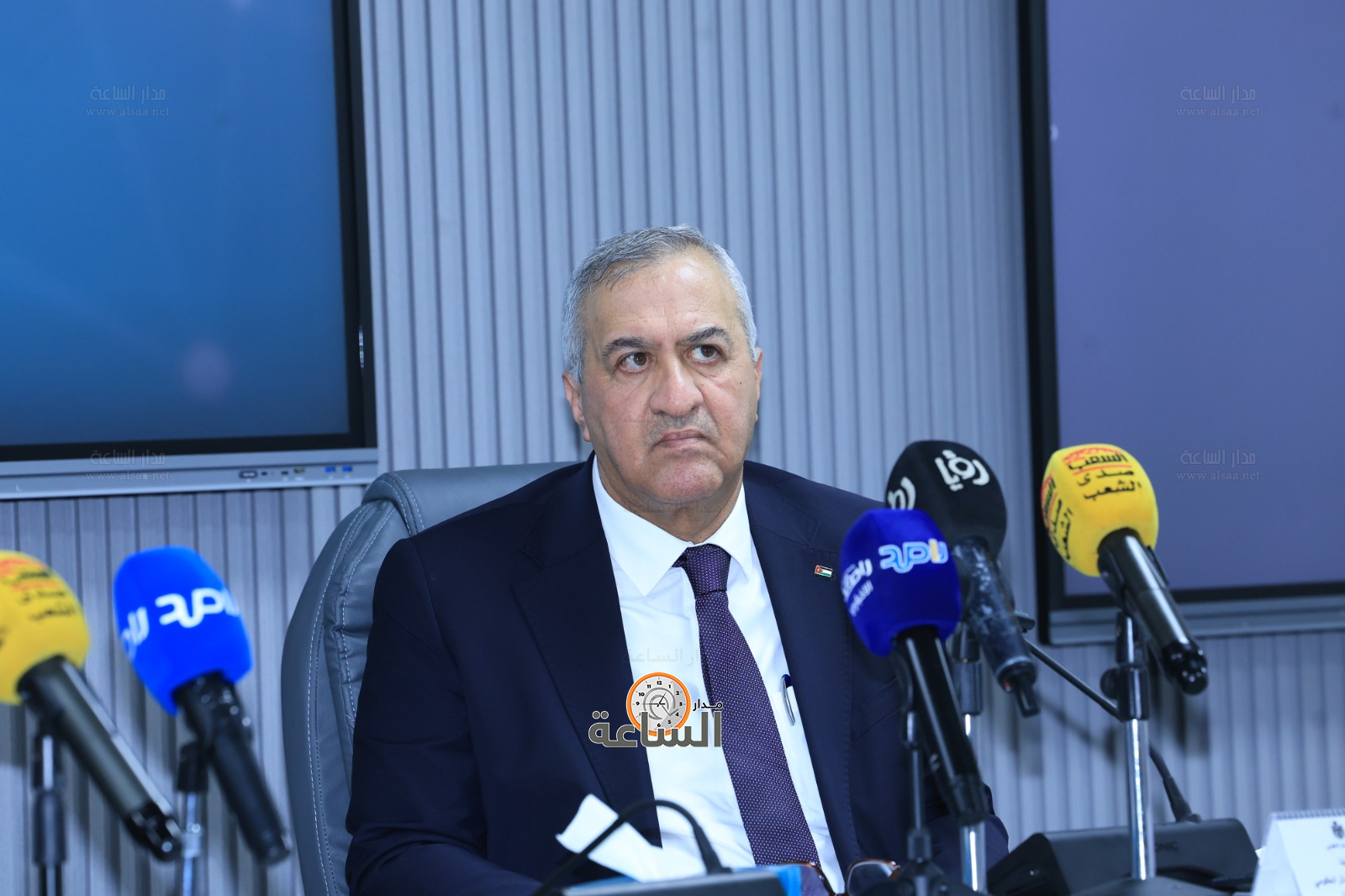 Madar Al-Saa Images 0.2483153320623145