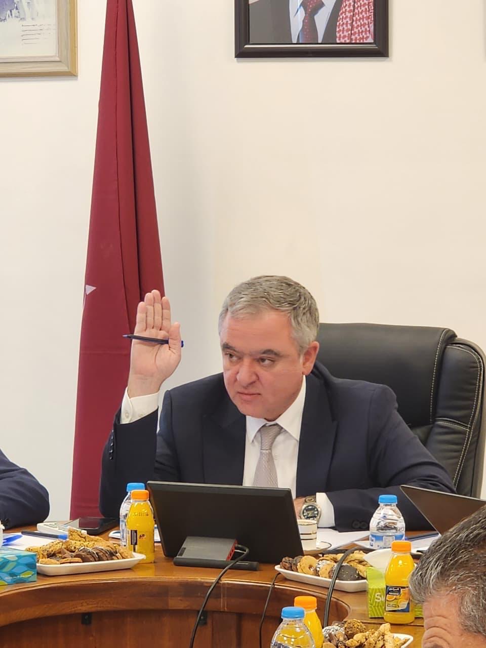 Madar Al-Saa Images 0.679084402623984