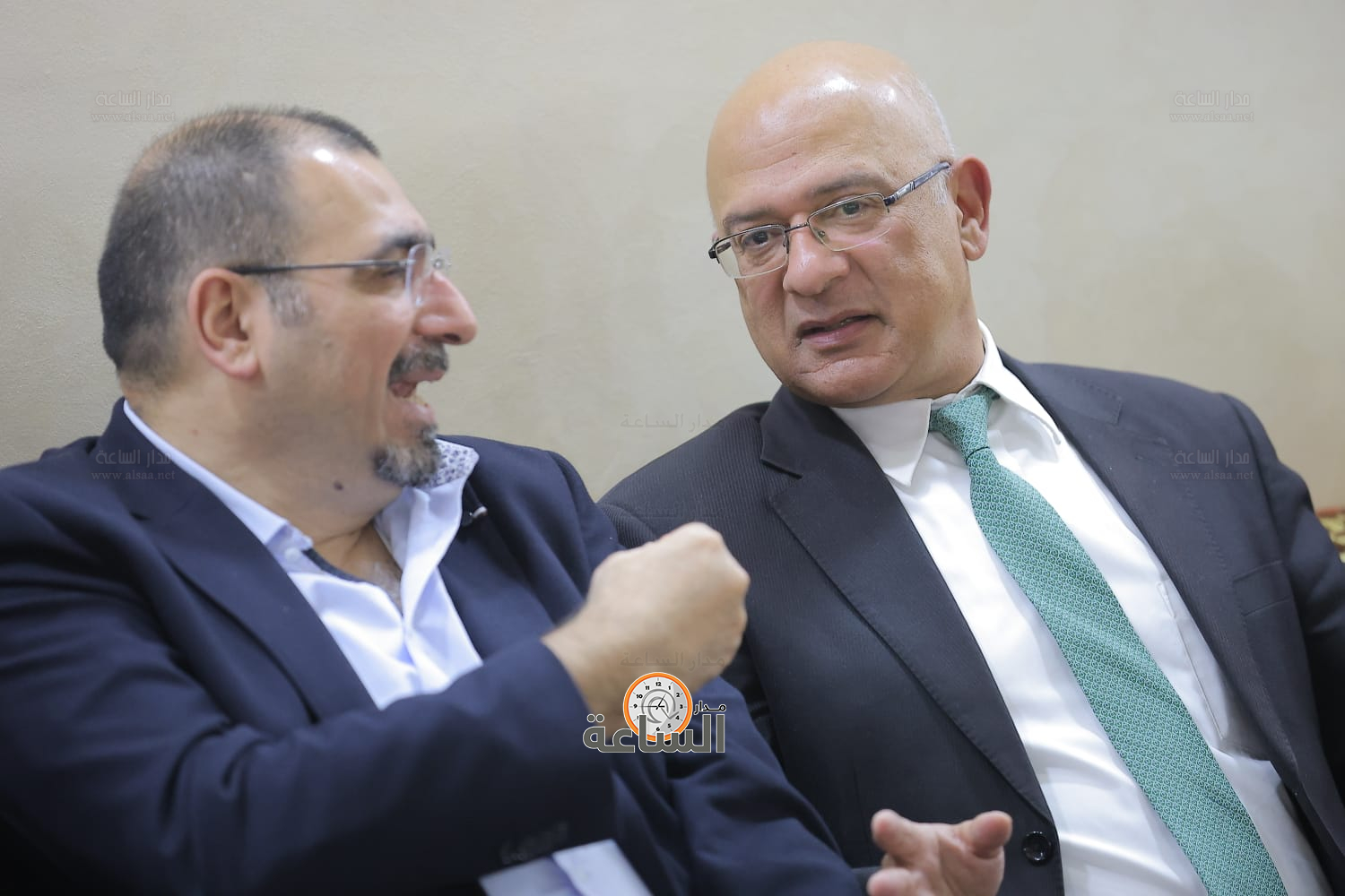 Madar Al-Saa Images 0.3518789870550332