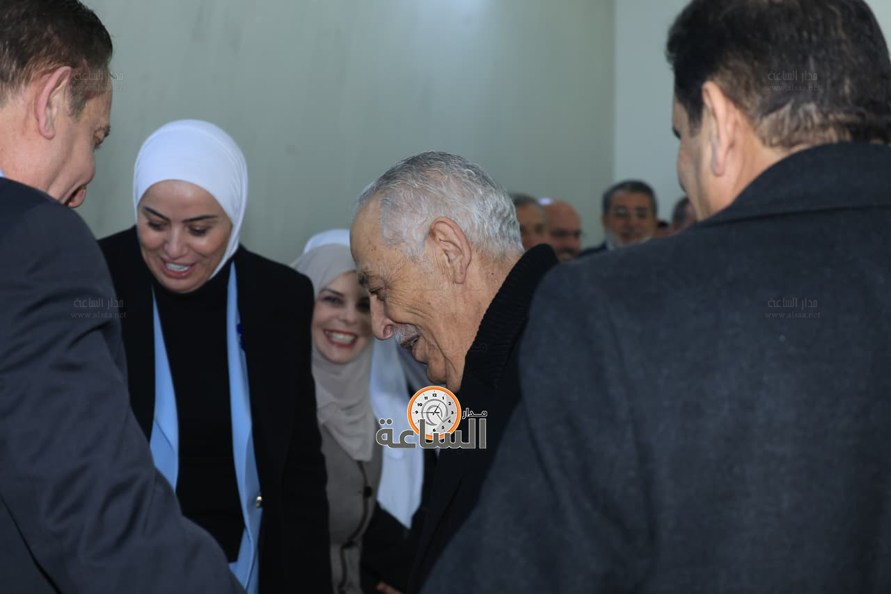 Madar Al-Saa Images 0.37281468273397855