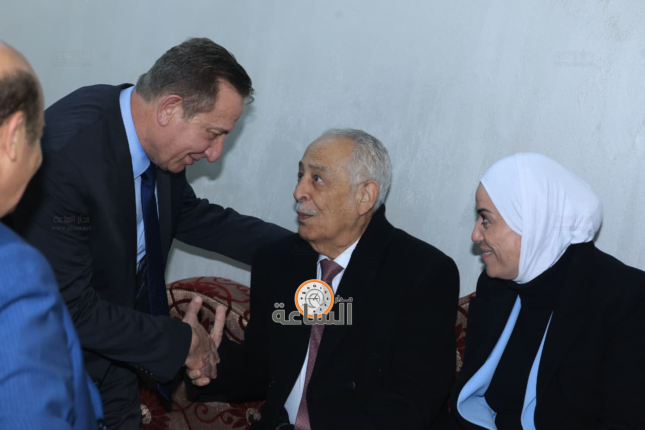 Madar Al-Saa Images 0.9136890876640593