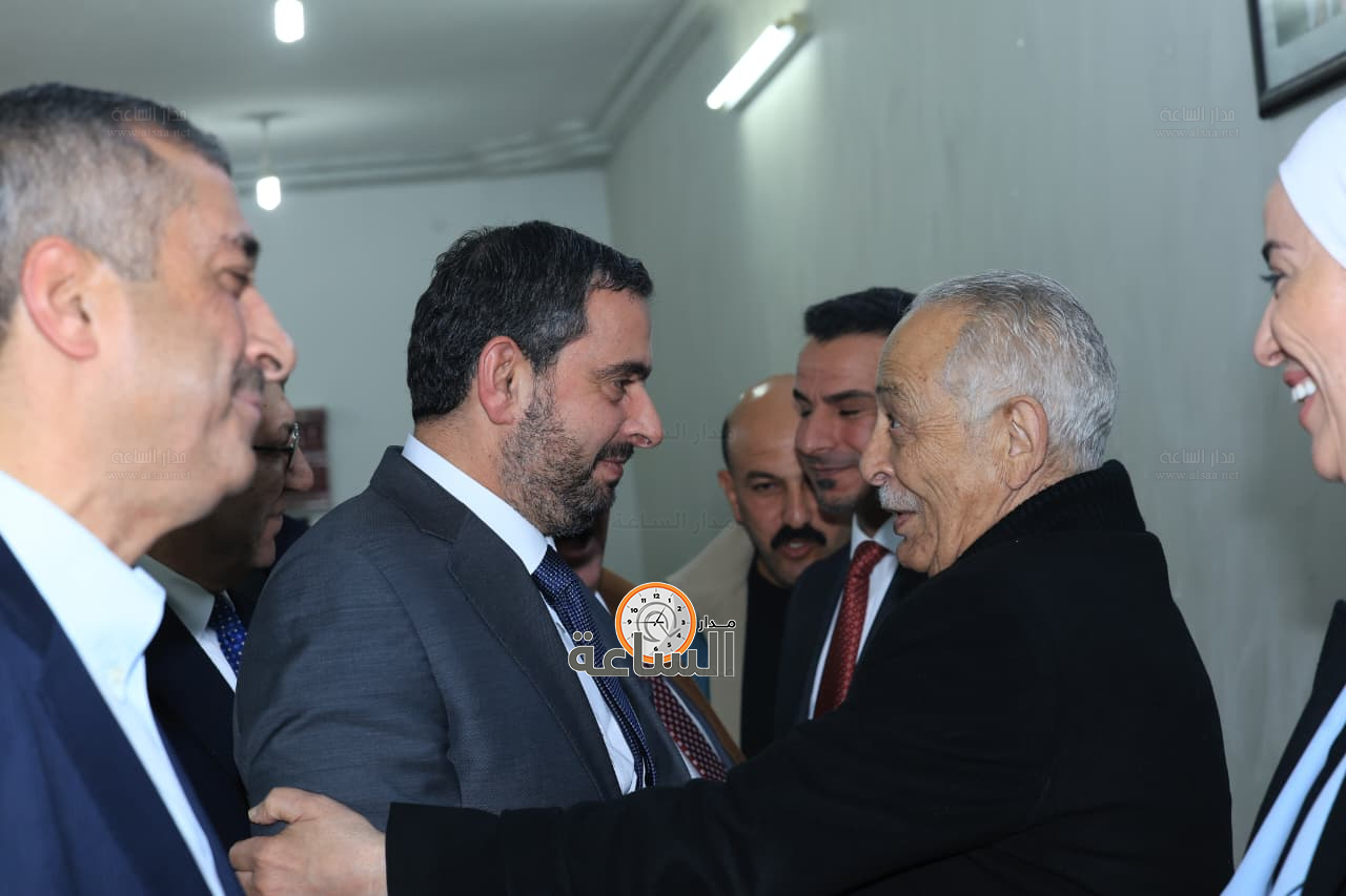 Madar Al-Saa Images 0.39809128527546234