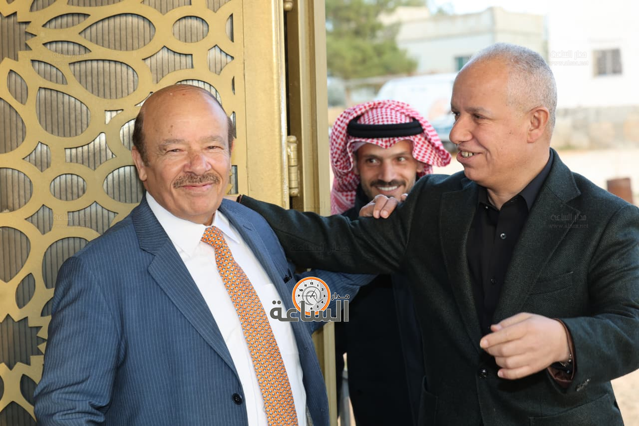 Madar Al-Saa Images 0.9819848780780278