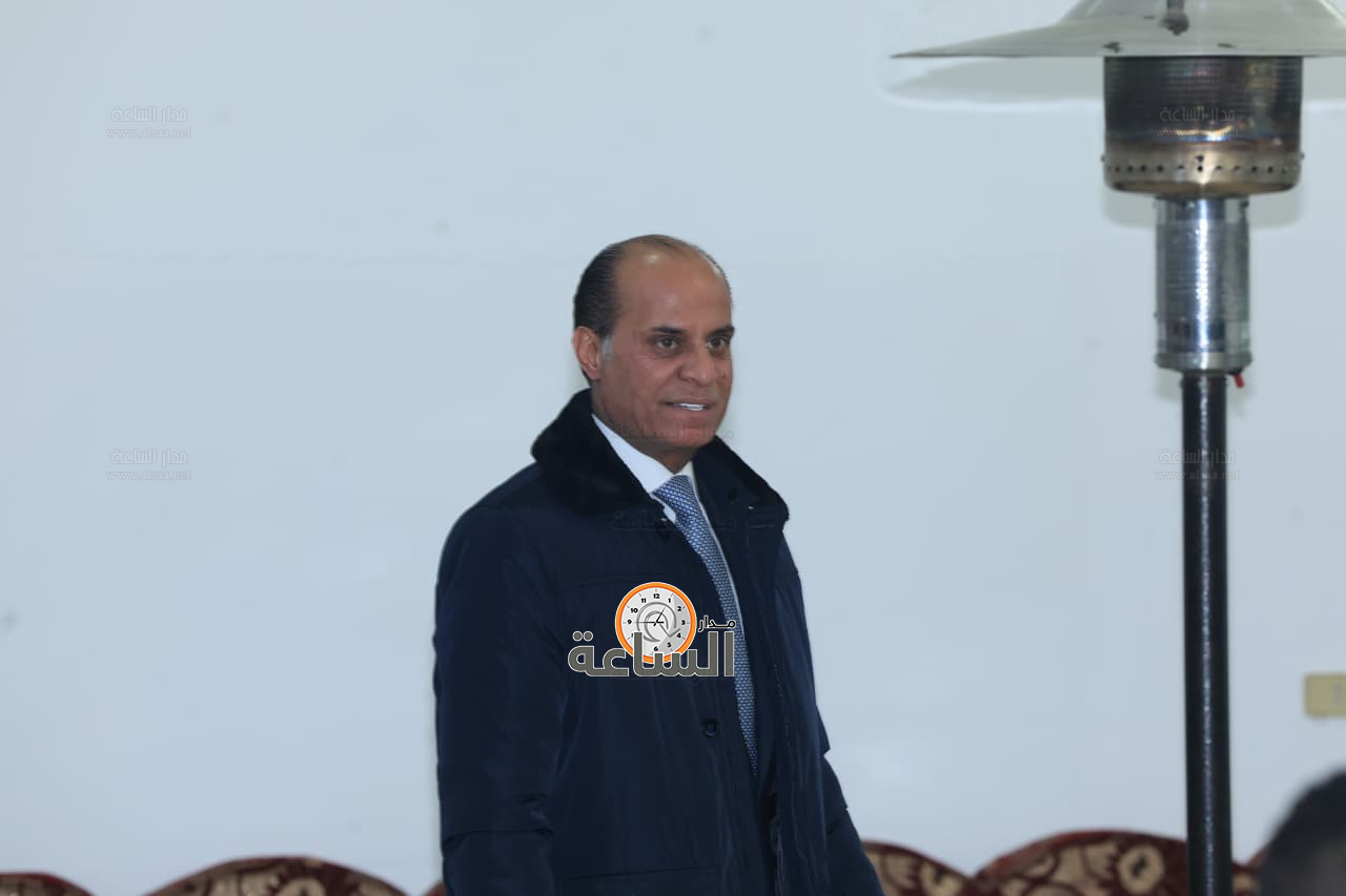 Madar Al-Saa Images 0.32647593952625265