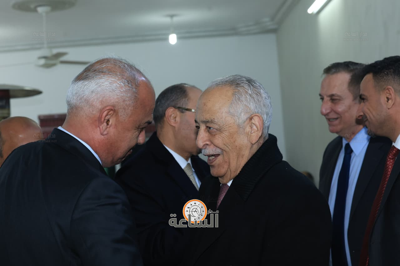 Madar Al-Saa Images 0.754744020967736