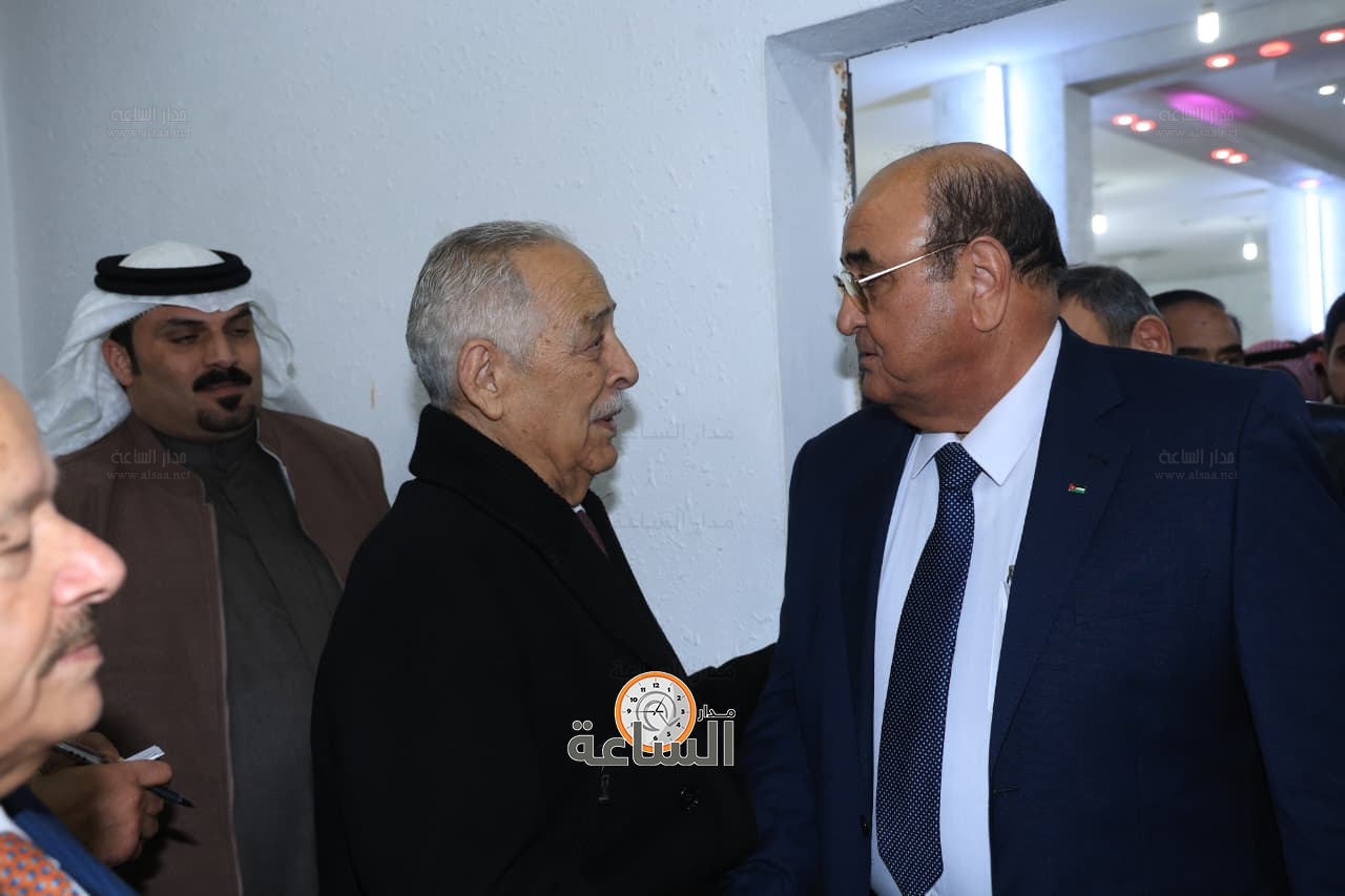 Madar Al-Saa Images 0.2002628334311486