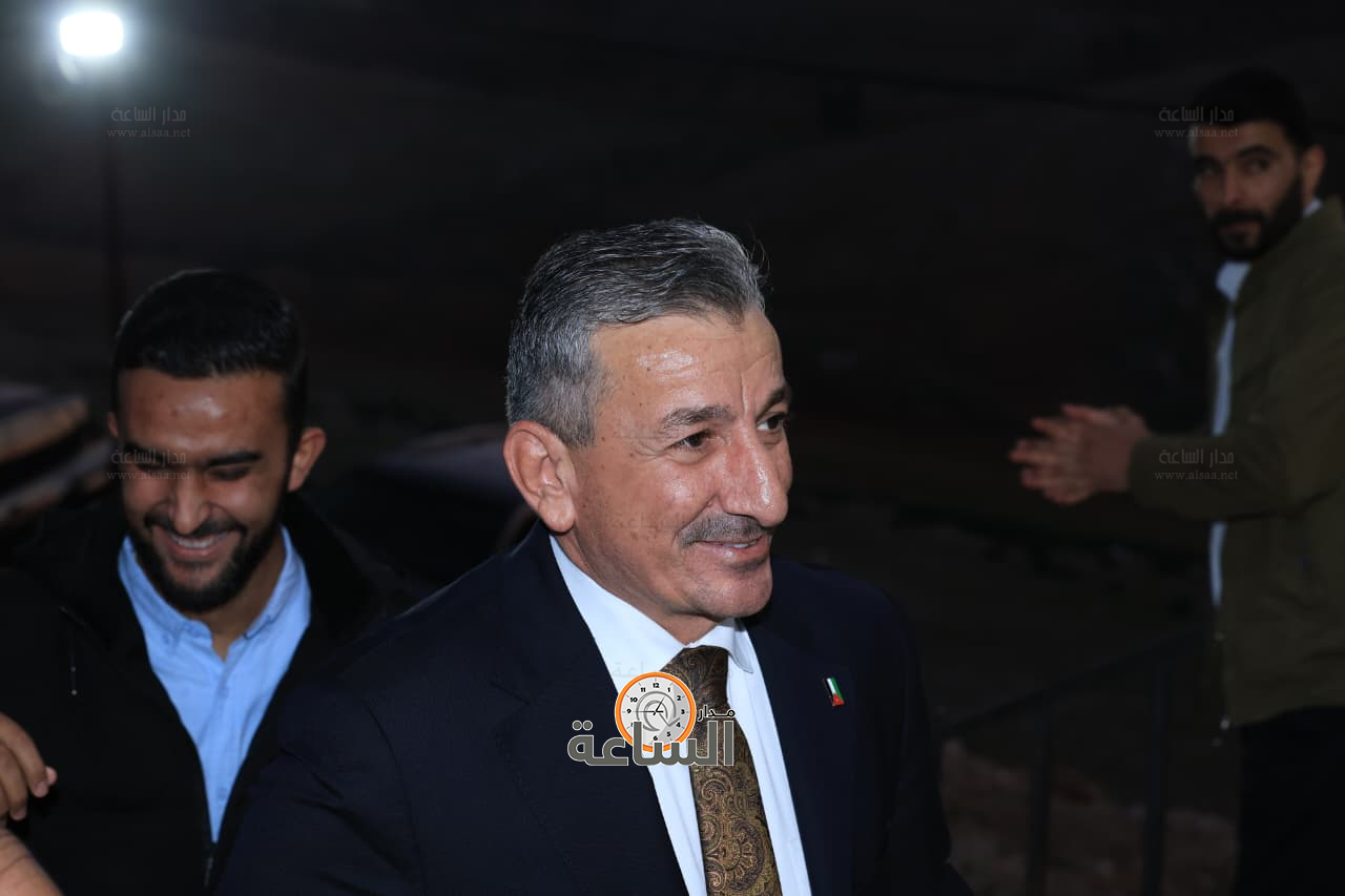 Madar Al-Saa Images 0.9562188322506738