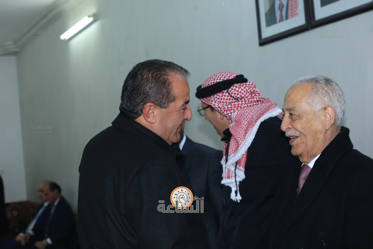 Madar Al-Saa Images 0.8205570825102635