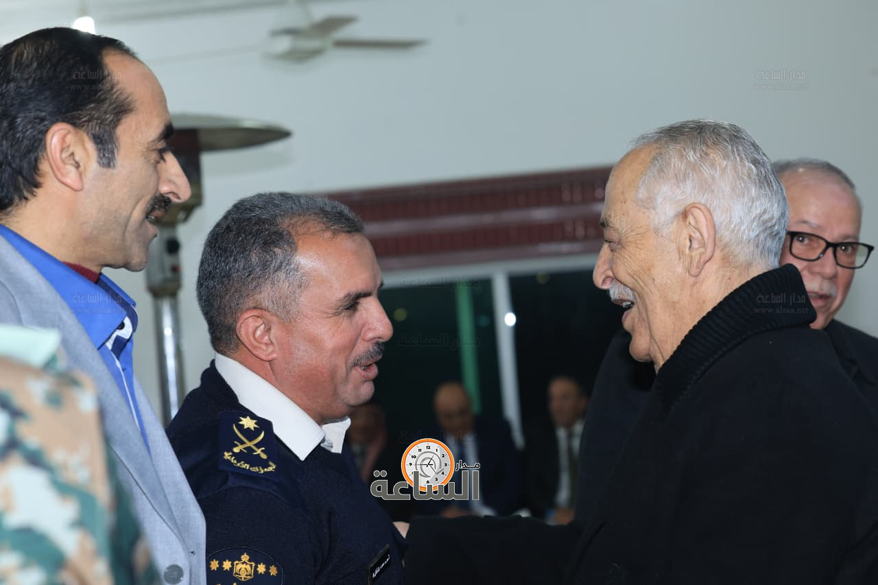 Madar Al-Saa Images 0.6912111066943246