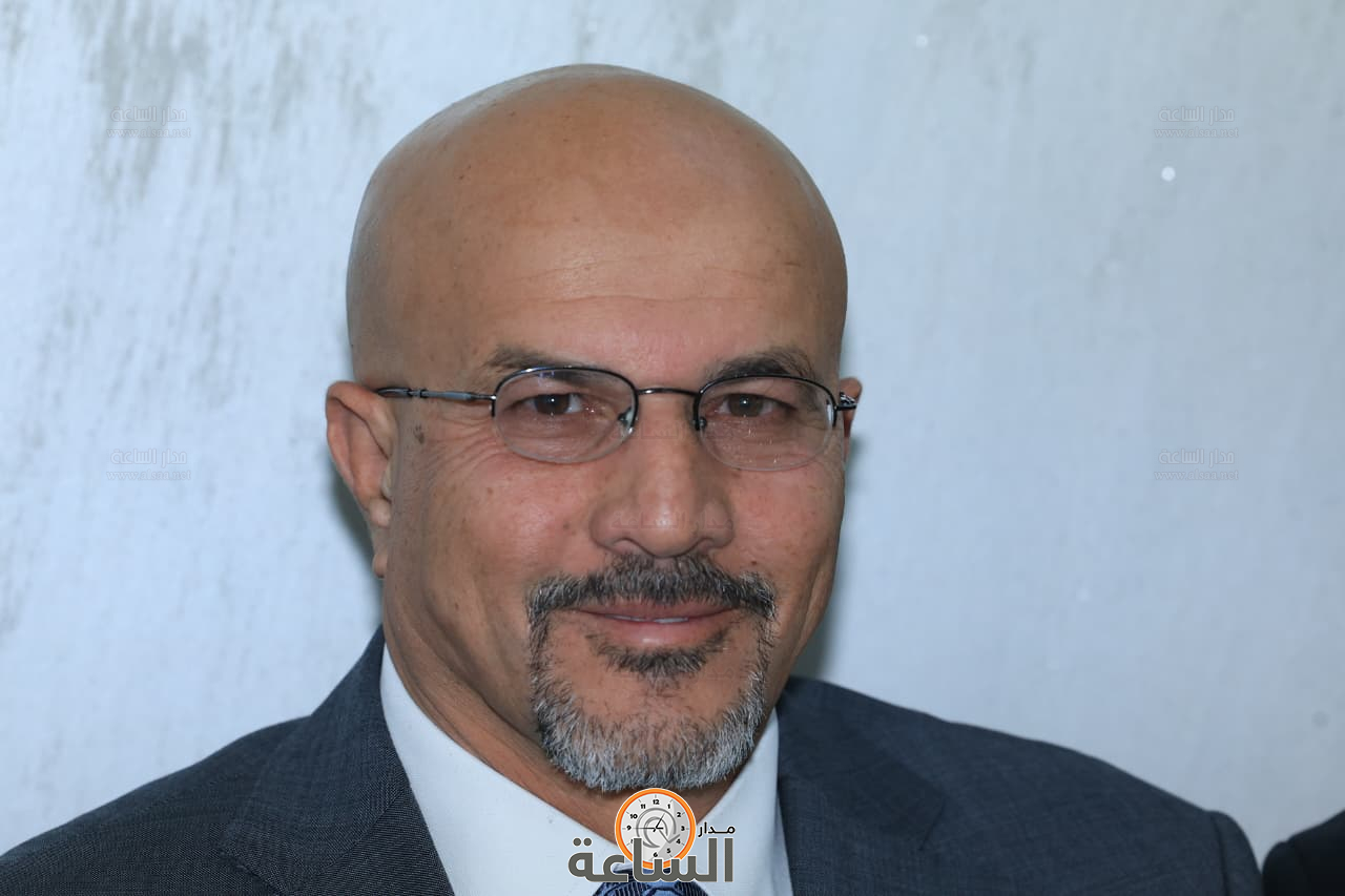 Madar Al-Saa Images 0.24590135236766097