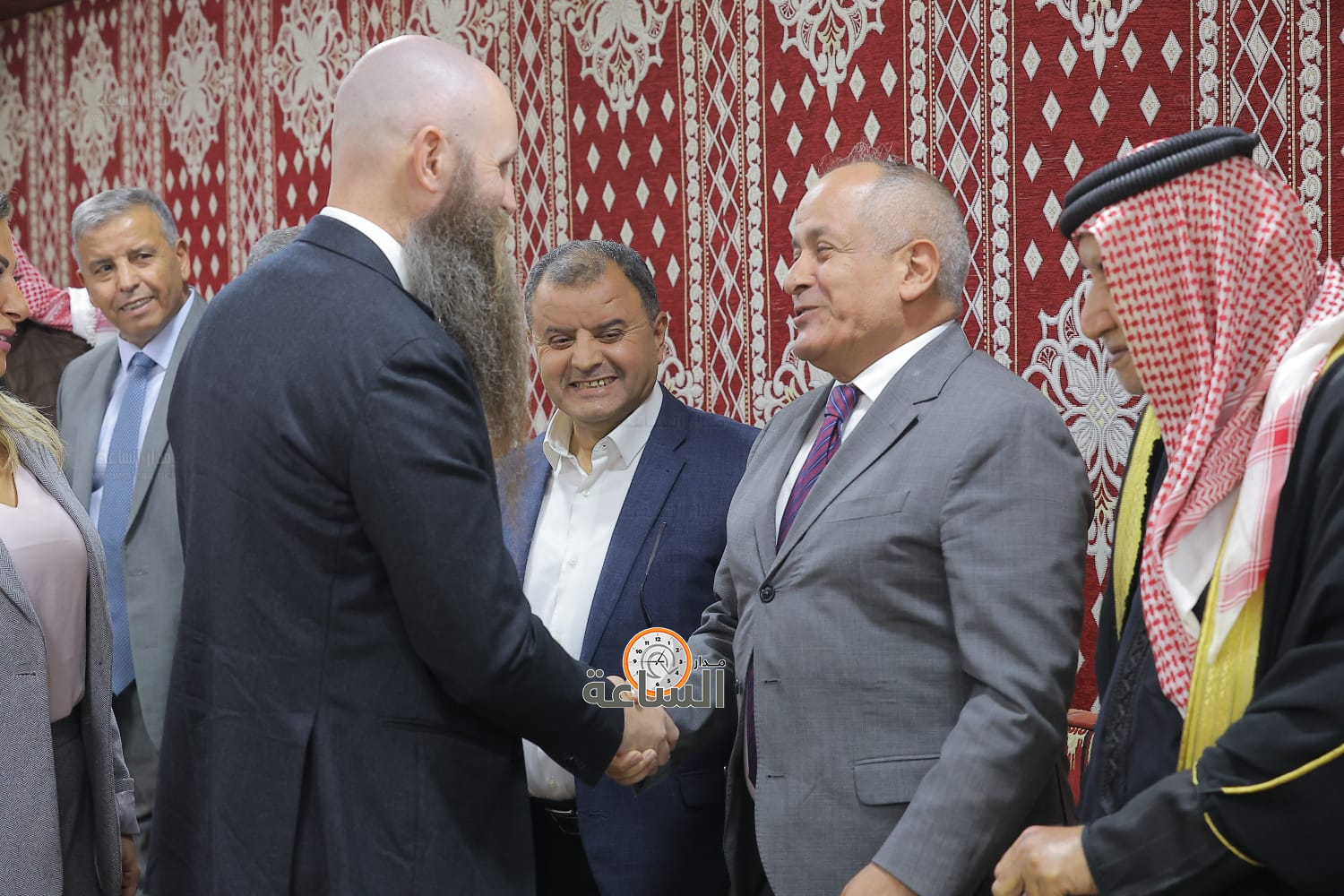 Madar Al-Saa Images 0.8400665748008739