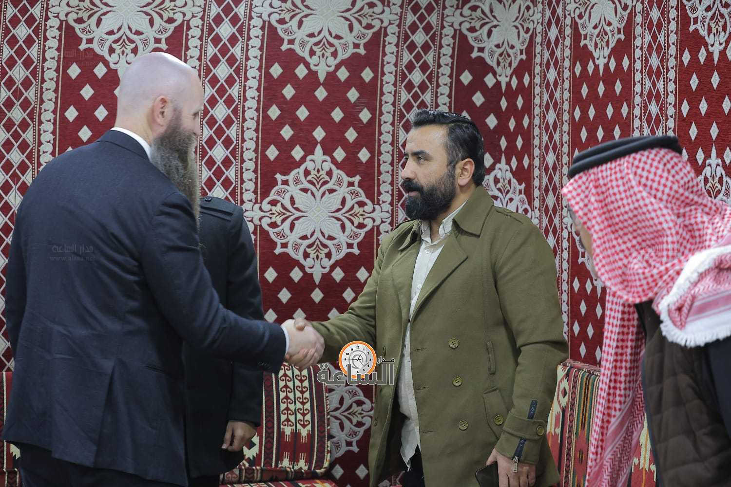 Madar Al-Saa Images 0.2796970567275532