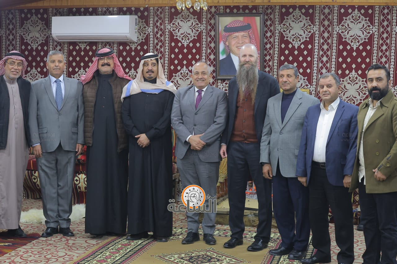 Madar Al-Saa Images 0.35159816543744327