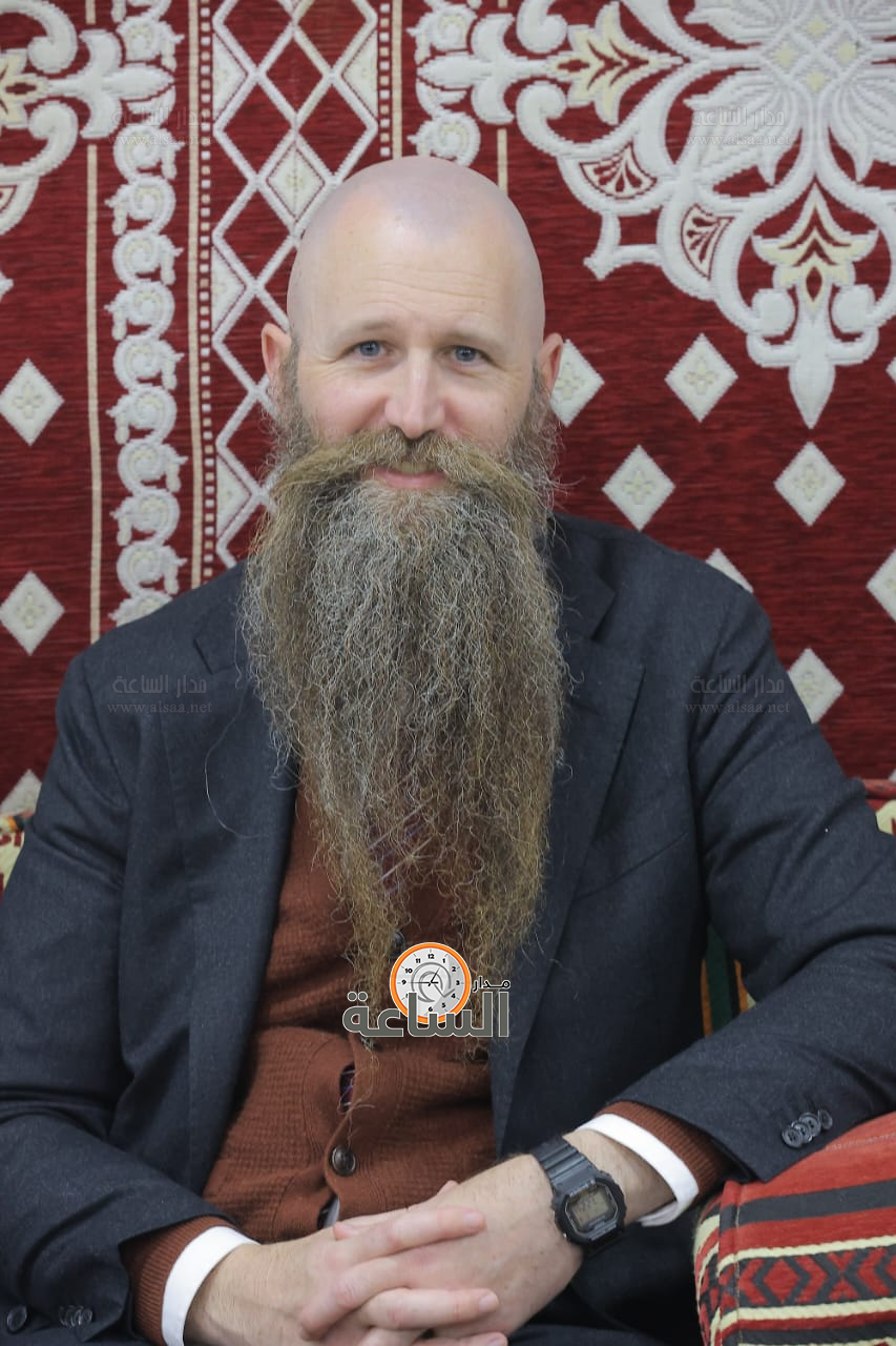 Madar Al-Saa Images 0.10466308742517783