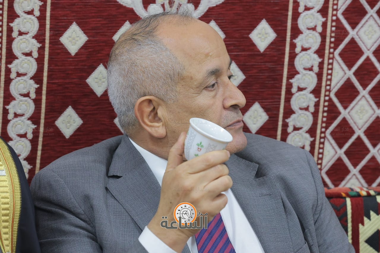 Madar Al-Saa Images 0.17591814995344868