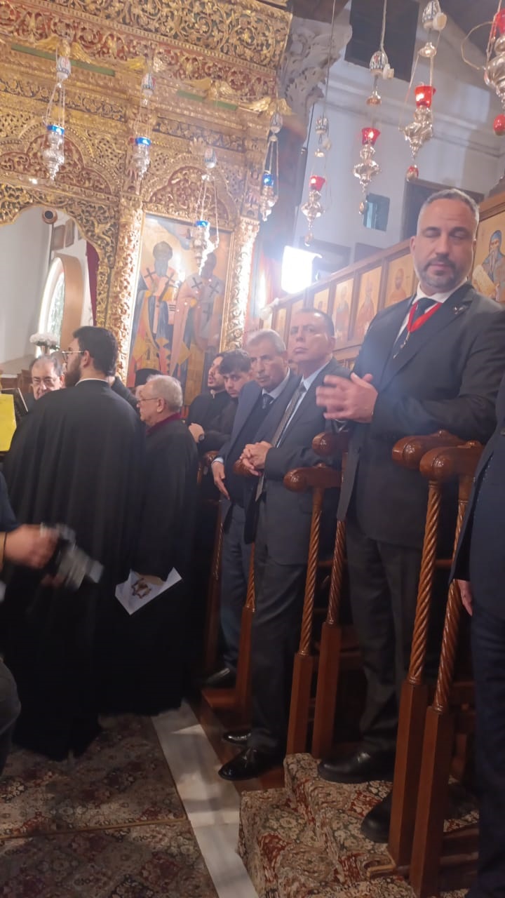 Madar Al-Saa Images 0.7095987765753711