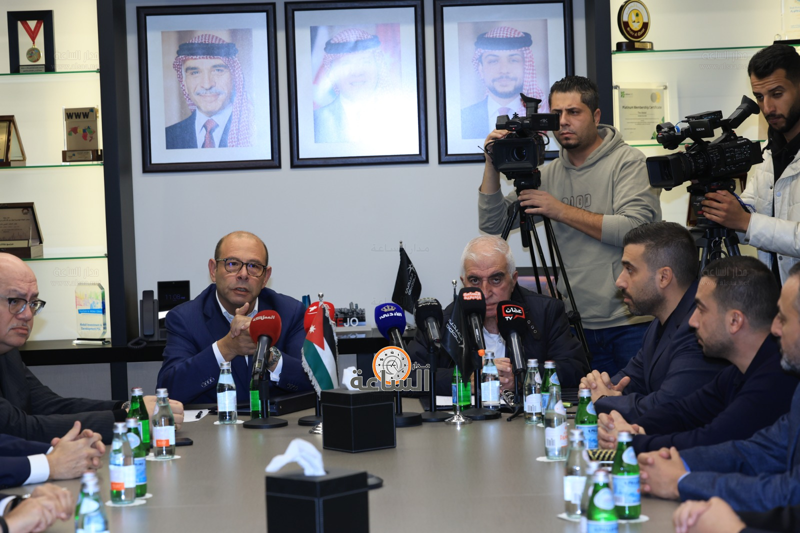 Madar Al-Saa Images 0.6038342409072015