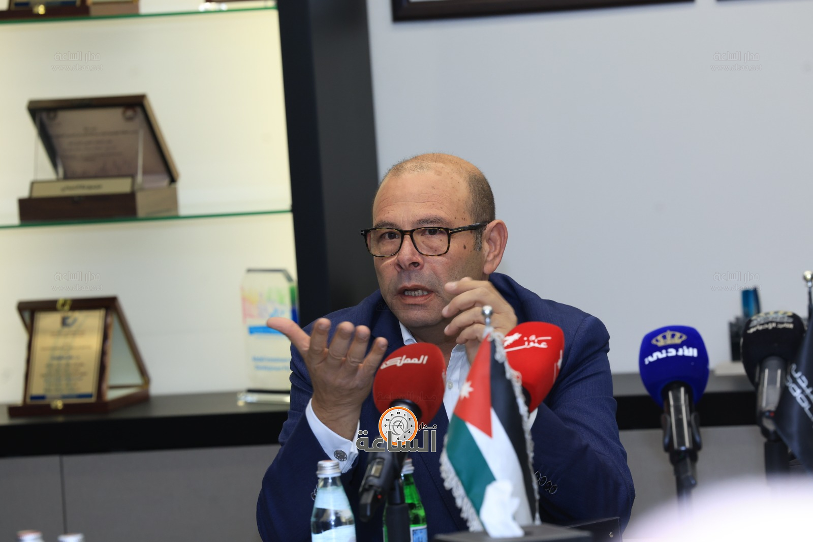 Madar Al-Saa Images 0.7003369458613893