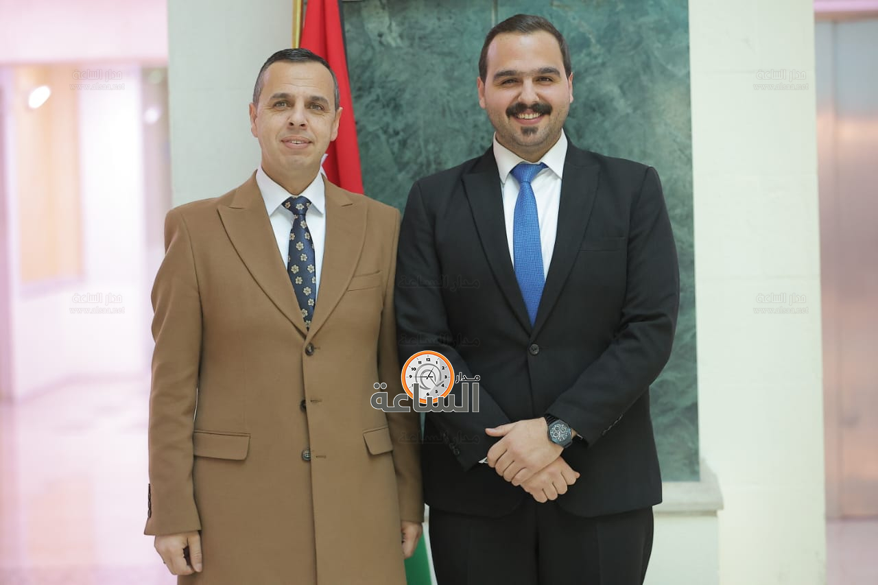 Madar Al-Saa Images 0.007936398865061034