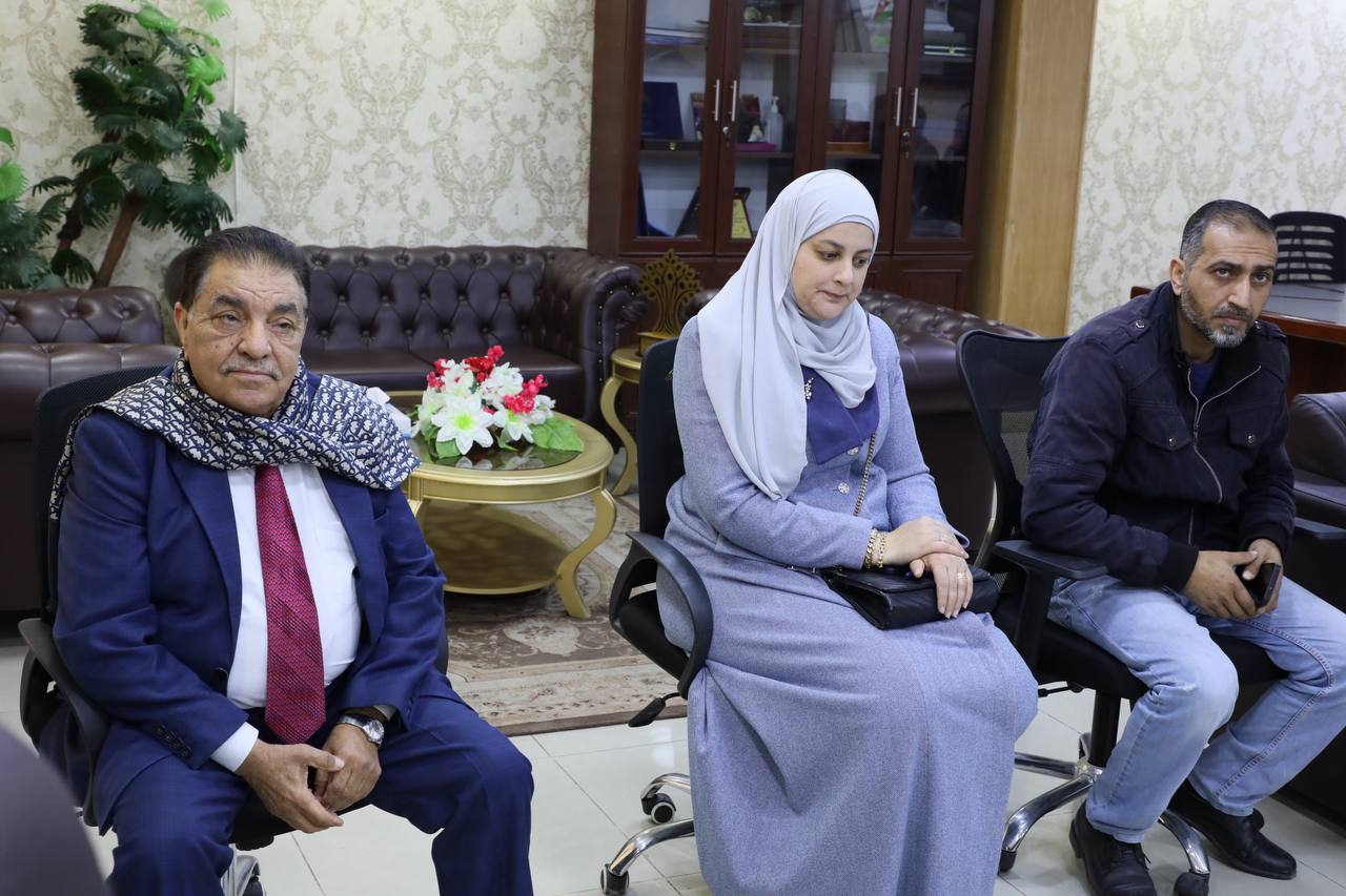 Madar Al-Saa Images 0.153401416998859