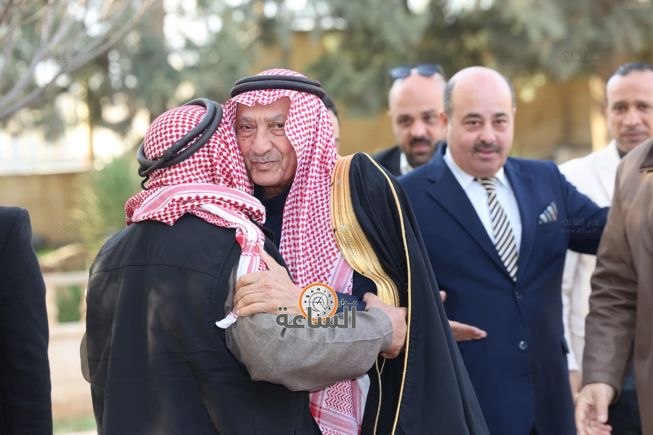 Madar Al-Saa Images 0.9271297863814322