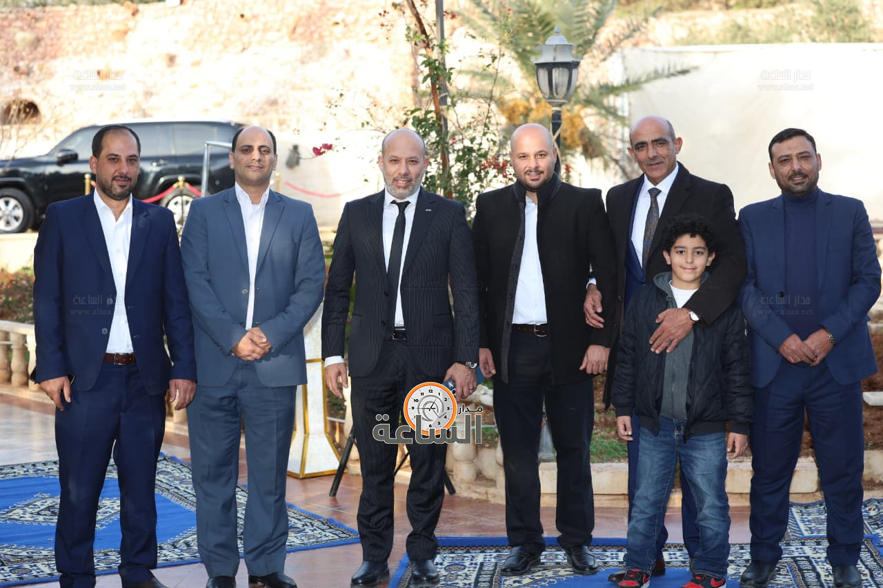 Madar Al-Saa Images 0.9943726698620815