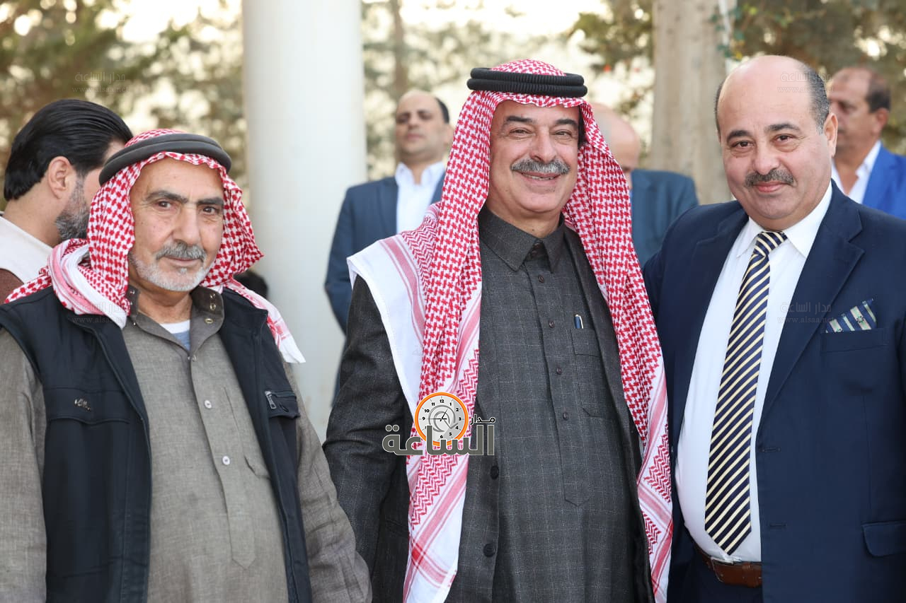 Madar Al-Saa Images 0.4322487845743094