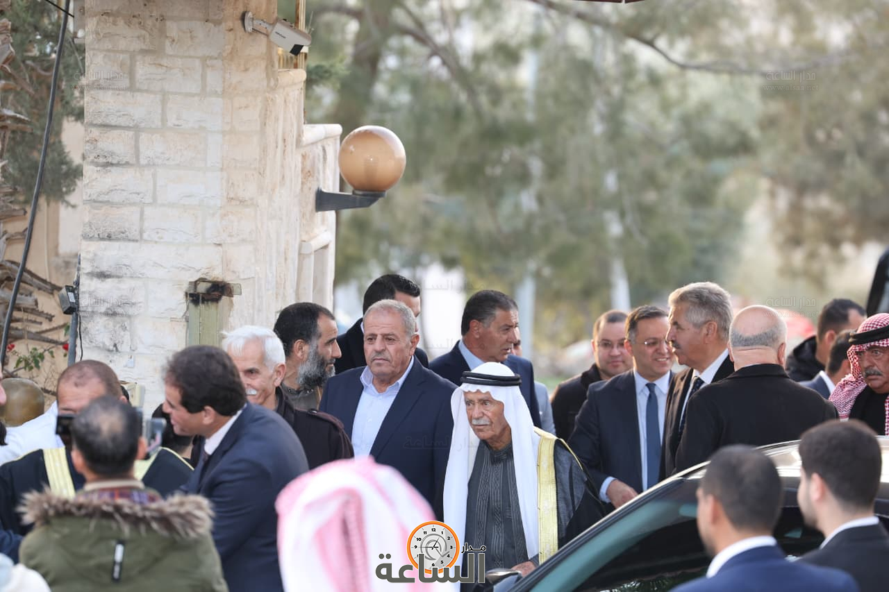 Madar Al-Saa Images 0.7618579215538451